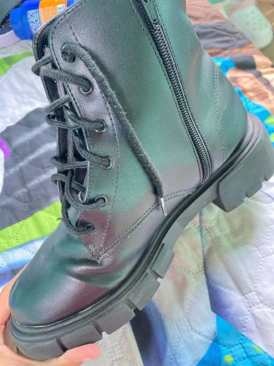 Bota coturno feminino