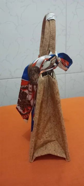 Bolsa Chic italiana de camurça - Foto 2