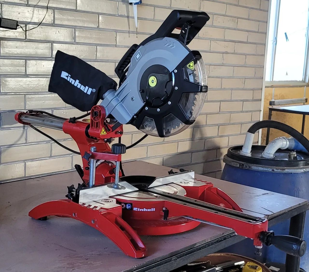 Serra de meia esquadria-Einhell