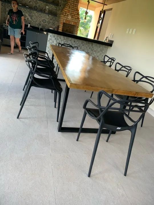 Table with metalon base65566255605633125