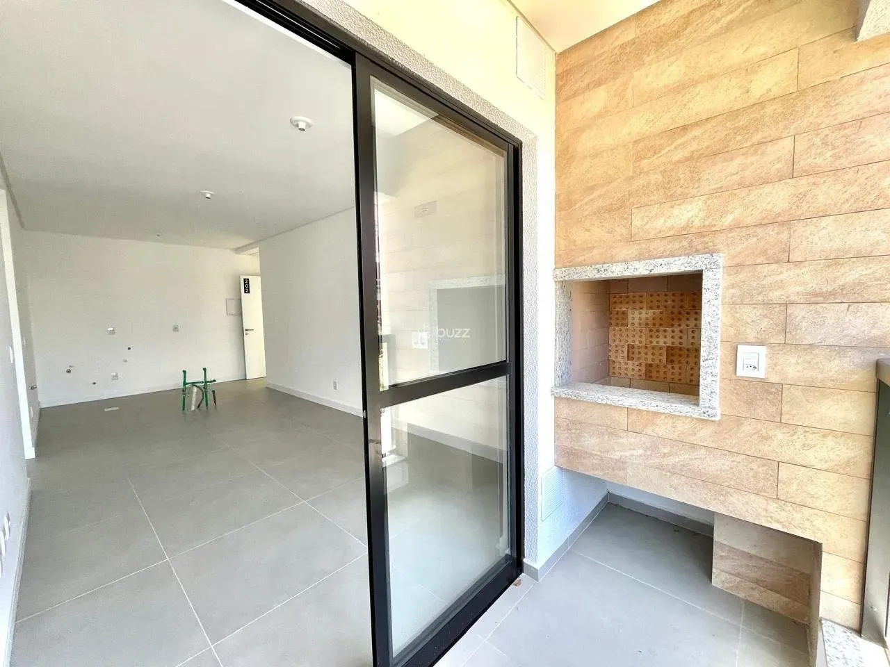 Apartamento de 2 dormitórios no Ribeirão da Ilha