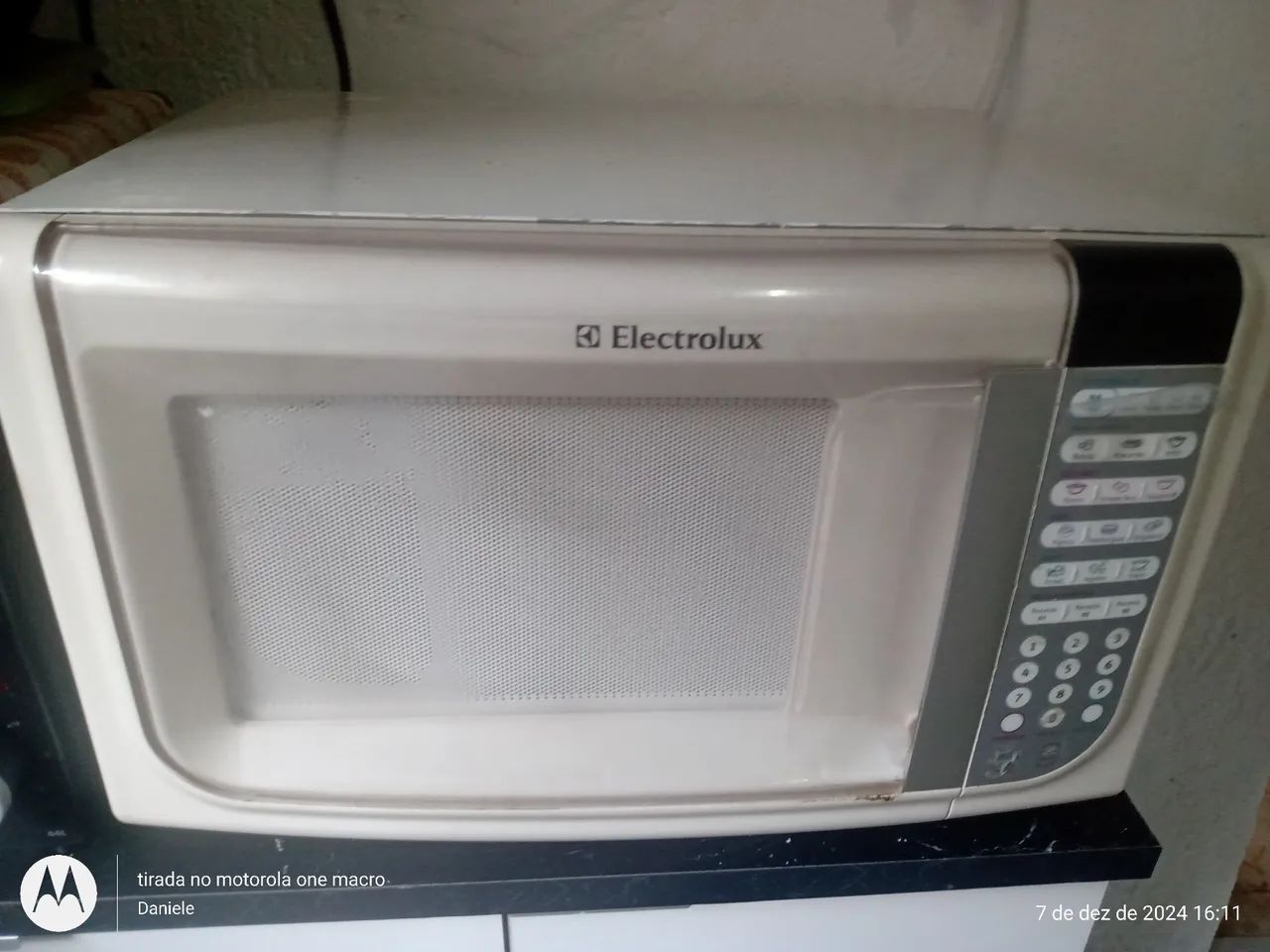 Micro-ondas Electrolux com defeito