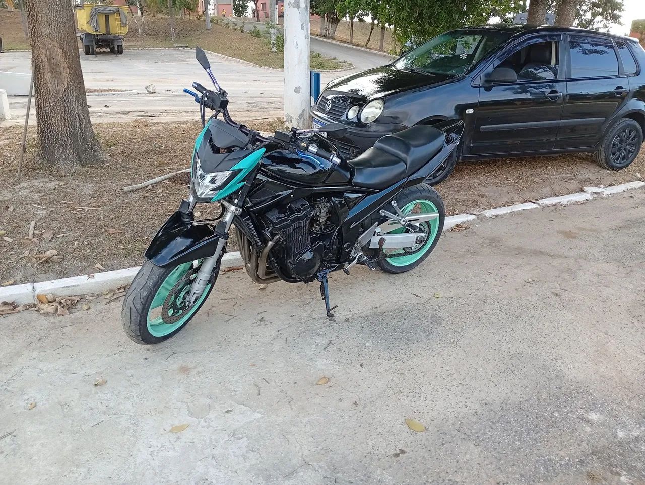 Vendo ou troco bandit 2007 carburada  - Foto 2