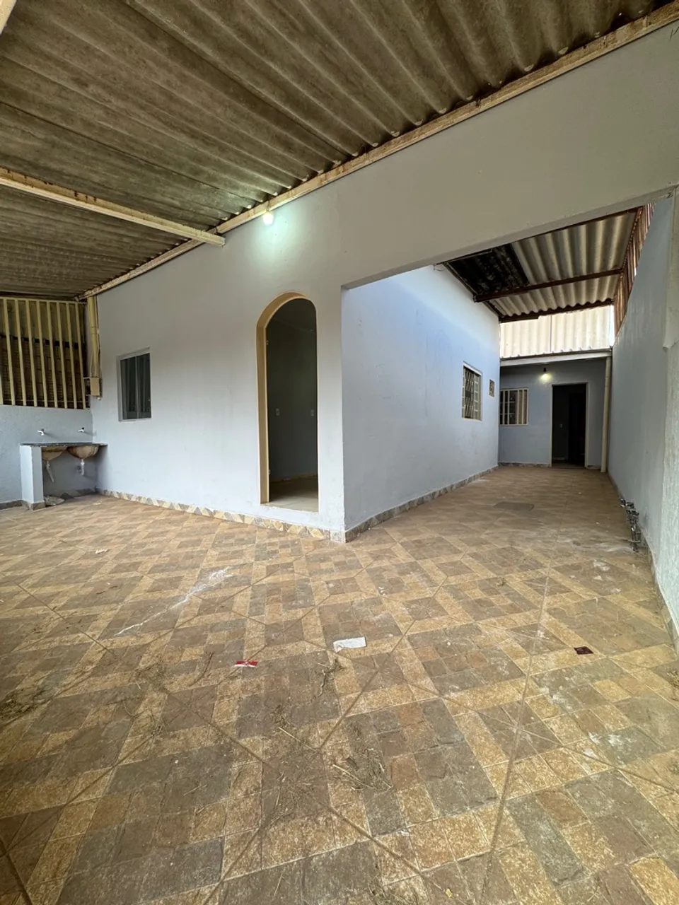 VENDO ÁGIO CASA NA 804 DO RECANTO DAS EMAS