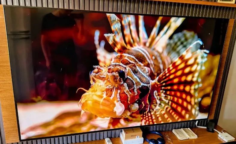 TV 75 Samsung Crystal 4K AU8000 com Xbox e Alexa, no Plástico Caixa e Nota Fiscal - Foto 3