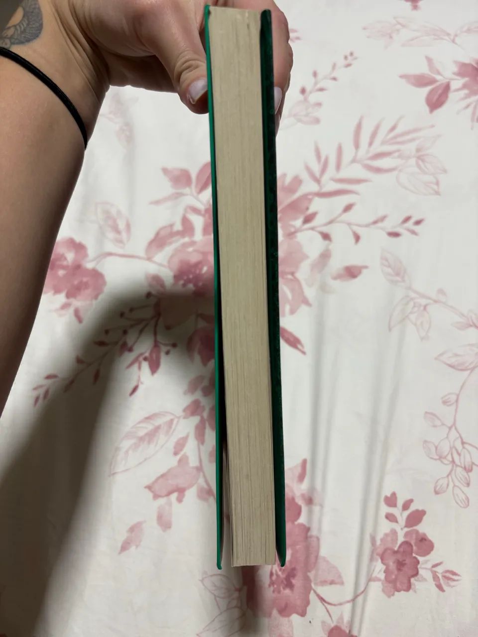 Livro Os Sete Maridos de Evelyn Hugo - Foto 3