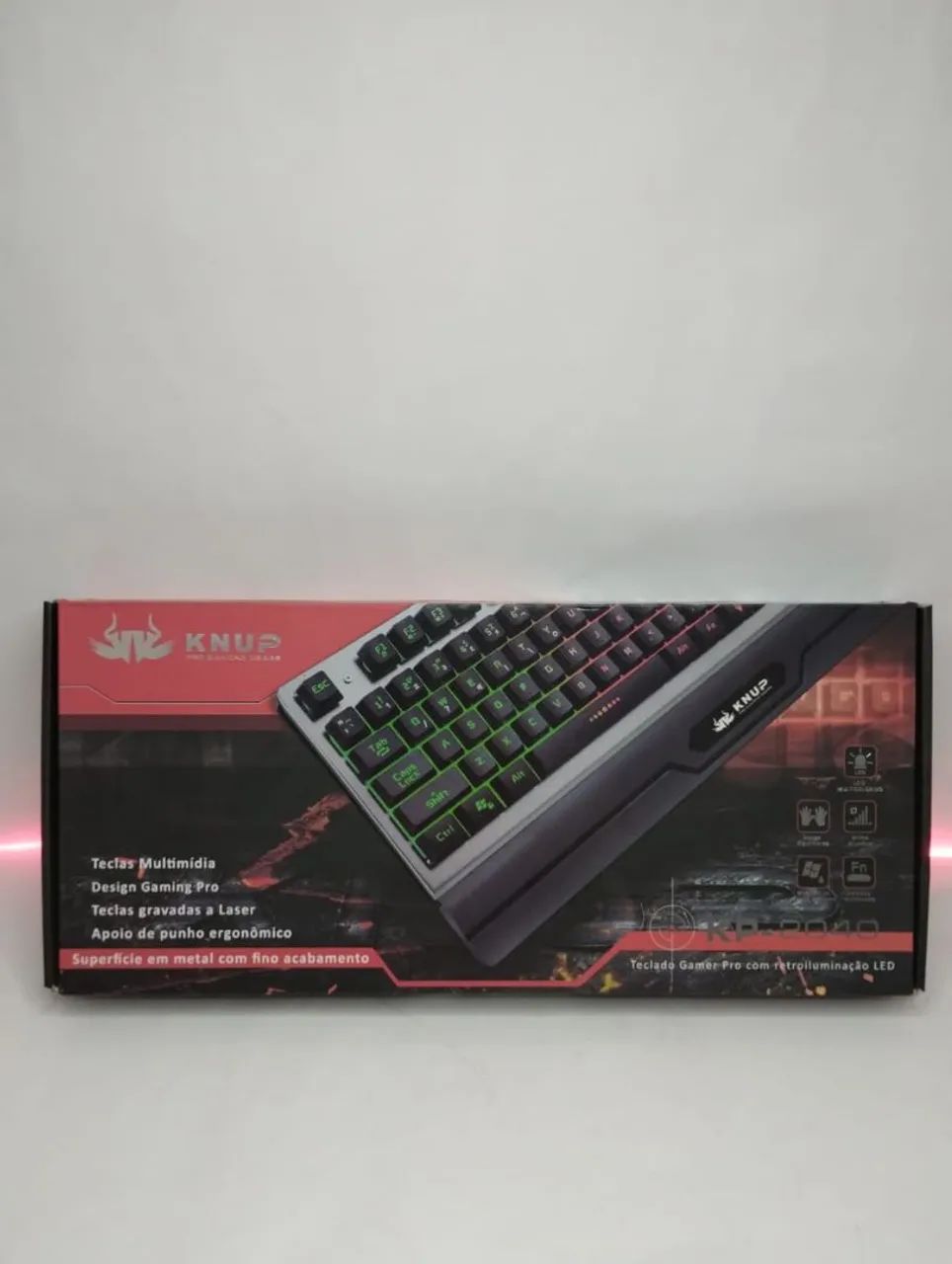 Teclado Gamer - com fio e led RGB - frete grátis 