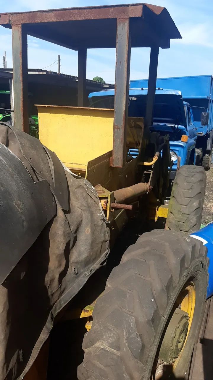 Pá Carregadeira Usada w7 case 4x4 - Foto 2