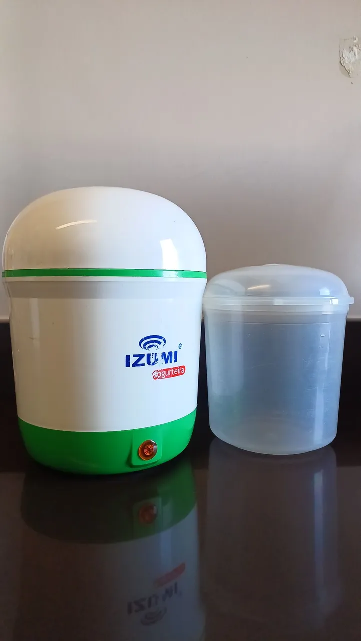 Iogurteira elétrica 1l bivolt Izumi