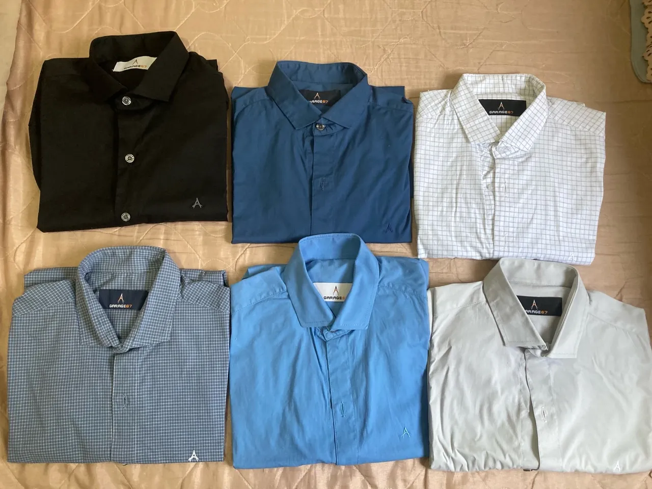 Kit com 6 camisas, 5 polos e 9 camisetas - em perfeito estado!