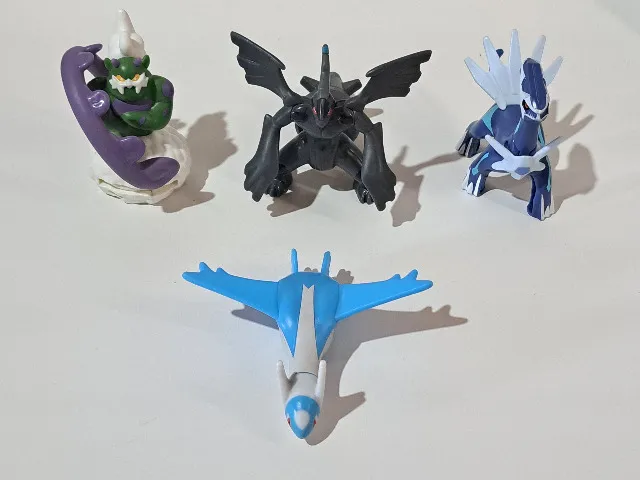 Miniaturas Pokémon Lendários McDonalds - Lote com 04