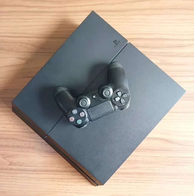 Playstation 4 (FAT, 500 GB) - Praticamente NOVO c/ Garantia !!! - Foto 2