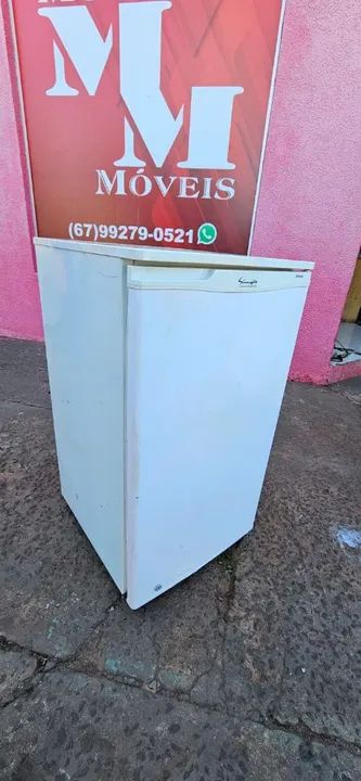 mini geladeira Samsung gelando perfeitamente degelo 110v ((ENTREGO)) - Foto 4