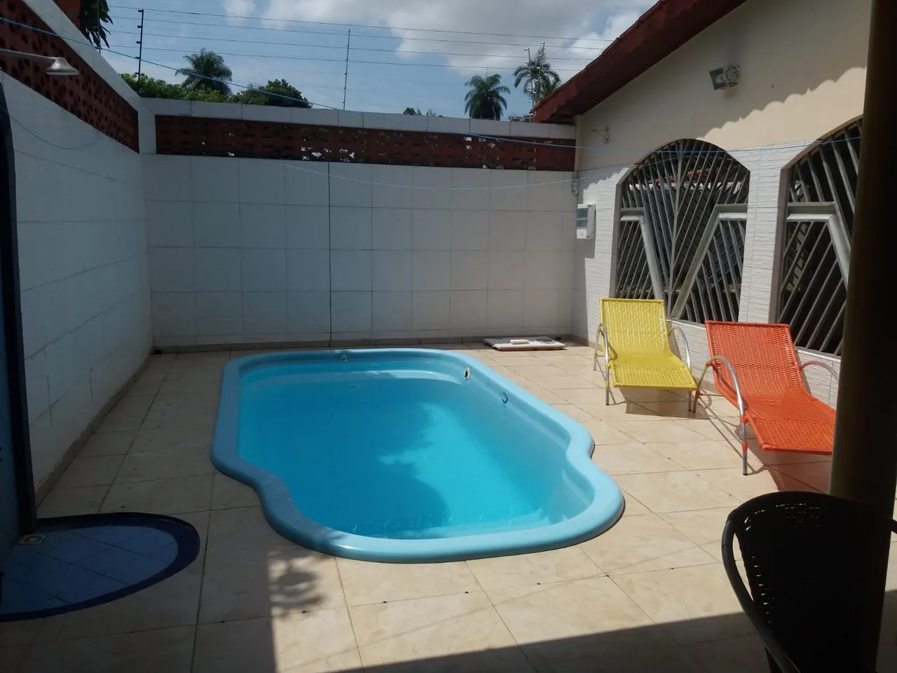 Casa com piscina para temporada