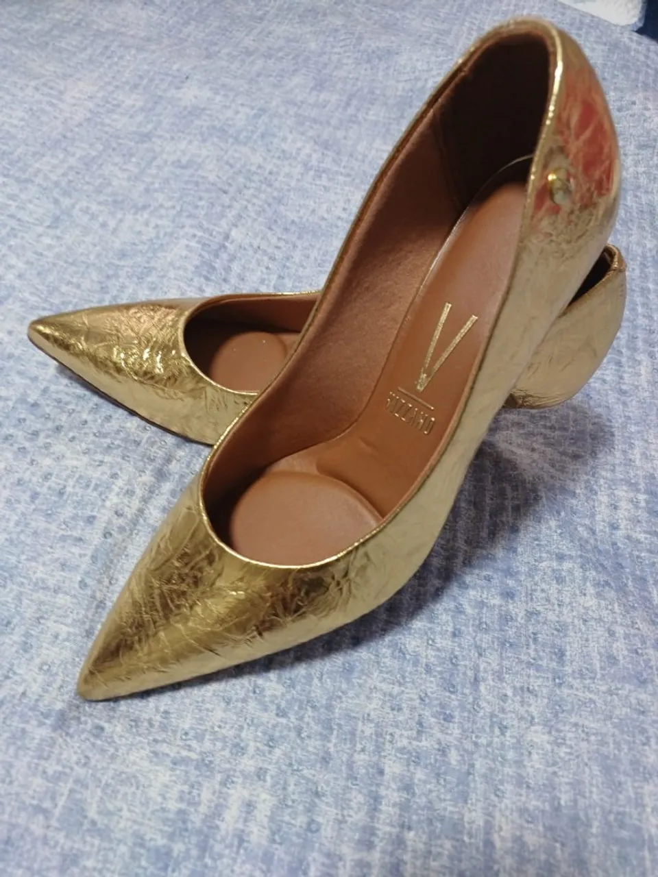 Sapato Scarpin Feminino vizzano Novo - R$ 40,00
