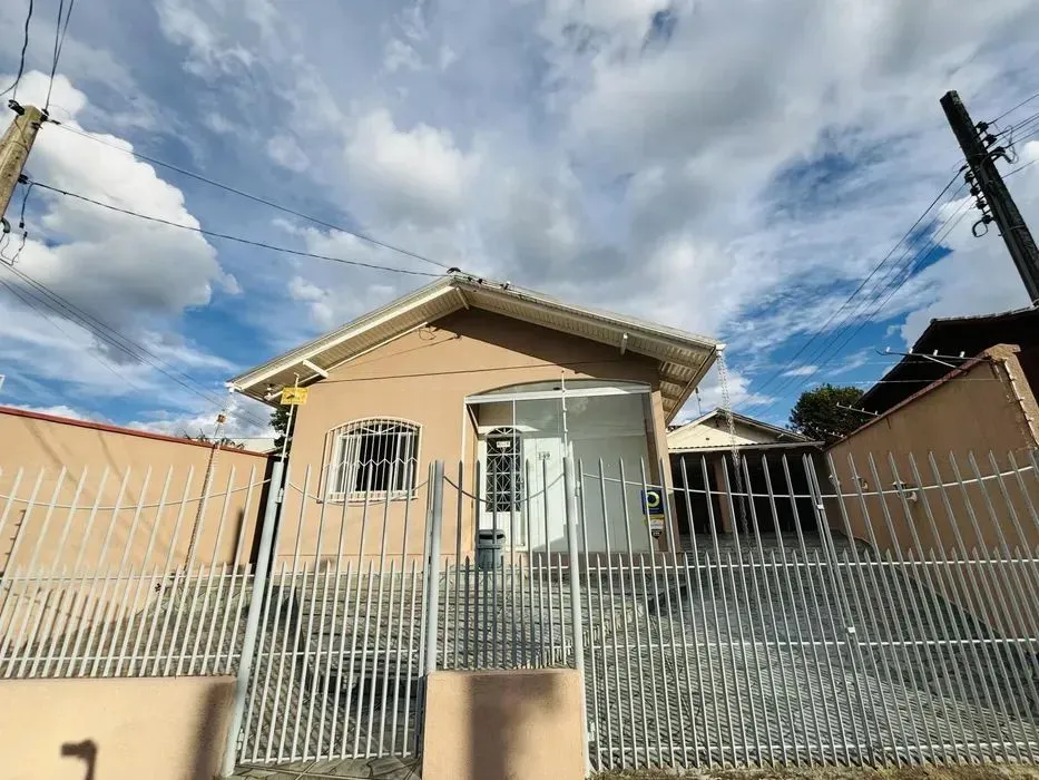 Casa 3 dormitórios em Lages-SC