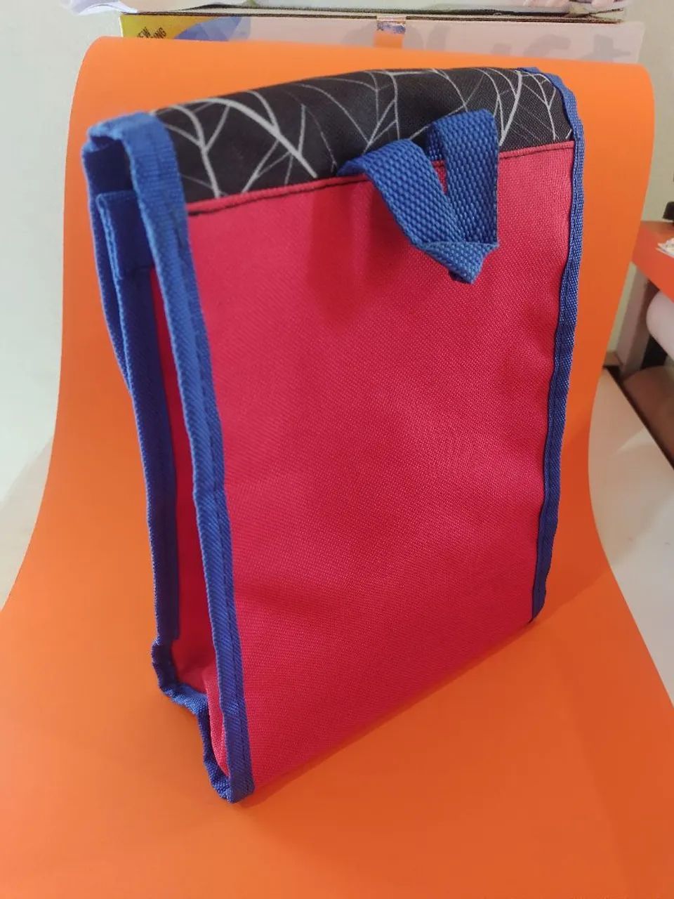 Merendeira / bolsa de mão do Homem Aranha  - Foto 3