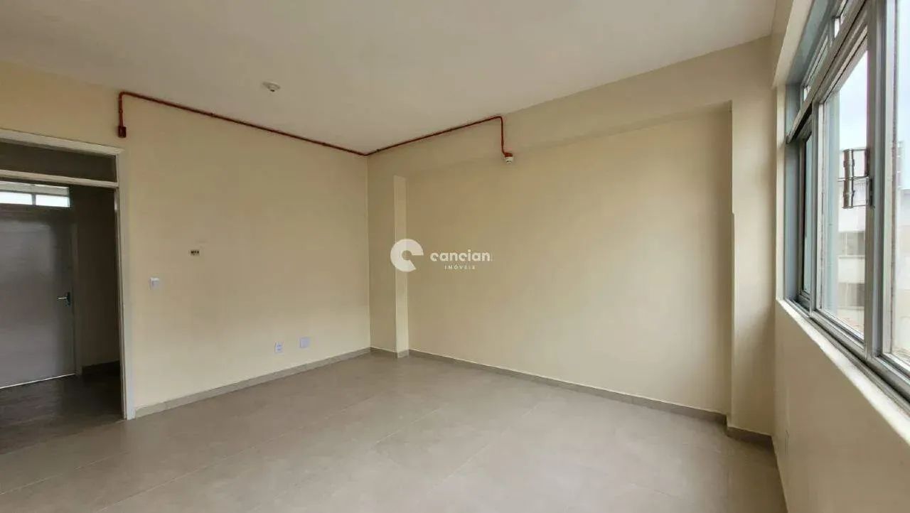 Sala Comercial no Prédio da CACISM - Localização Privilegiada - Foto 2