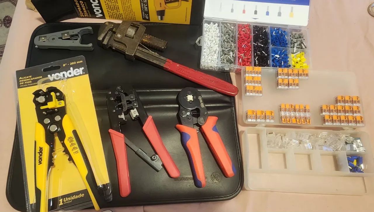 Conjunto de ferramentas para elétrica e geral - Foto 2