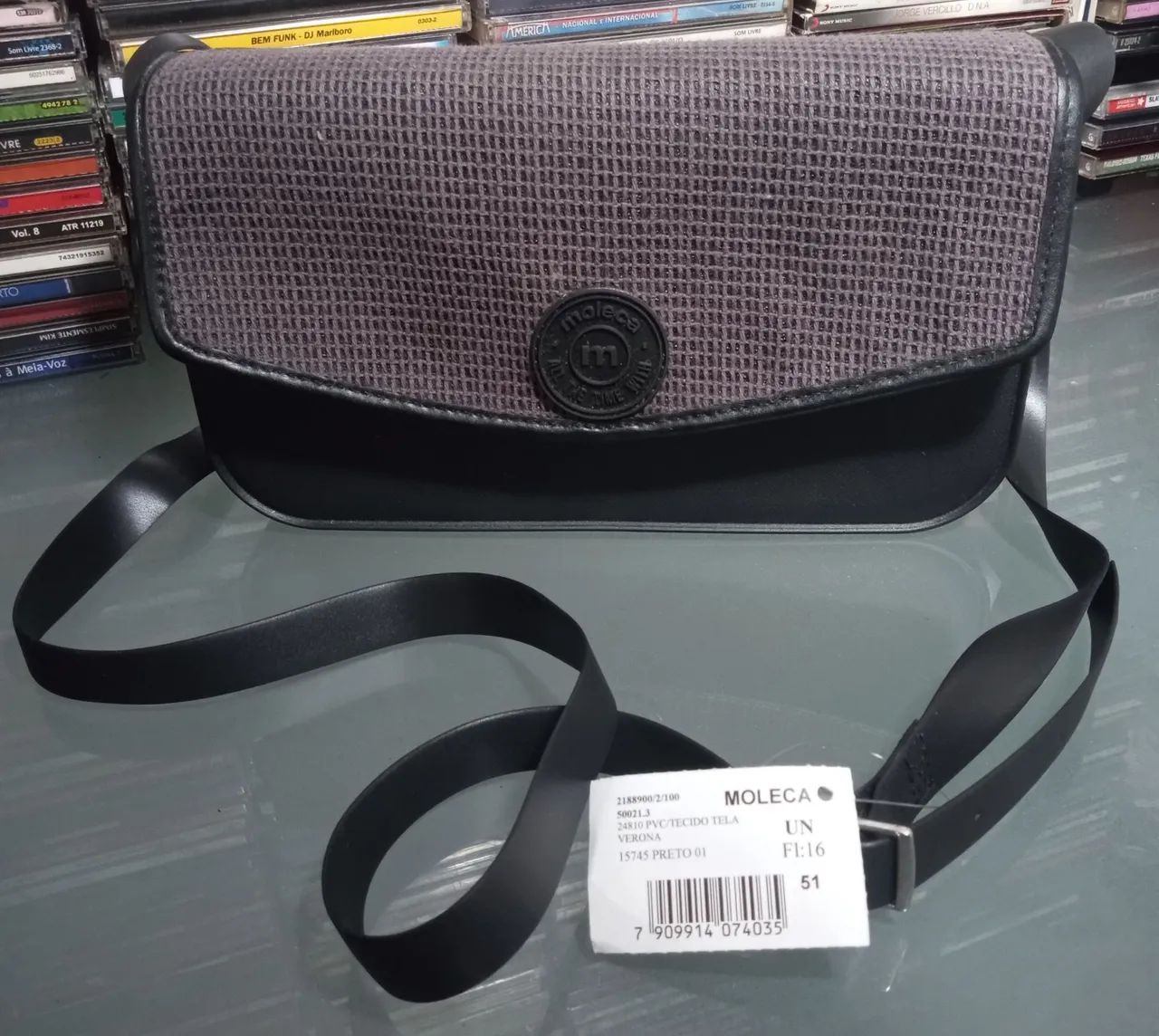 Bolsa Transversal Moleca Preta Tecido / PVC  - Foto 2