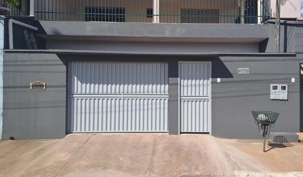 Alugo Casa 3 Quartos na 403 Sul