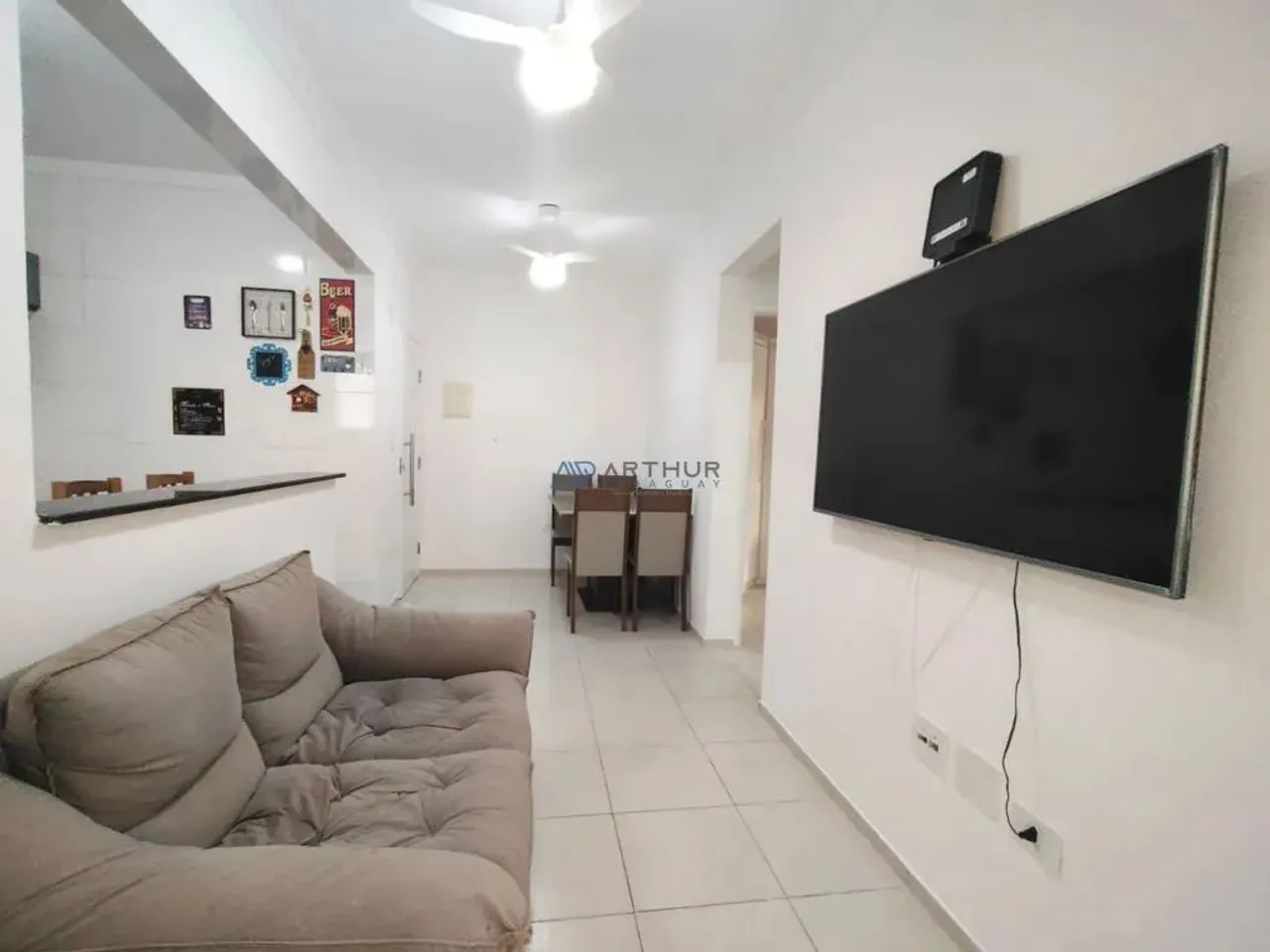 Apartamento à venda em Praia Grande no Canto Forte todo reformado