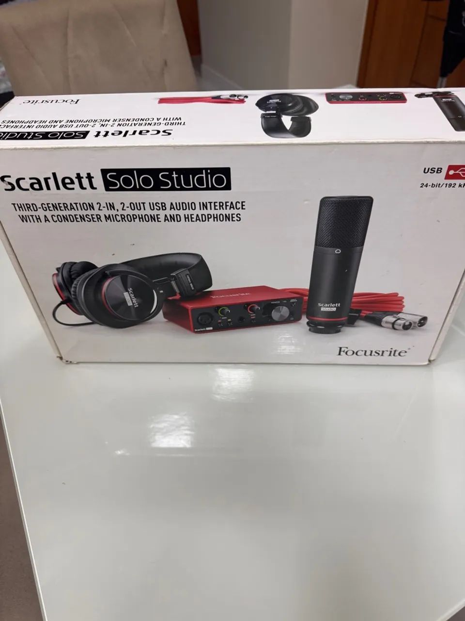 Focusrite Scarlett Solo Studio - Interface de áudio USB