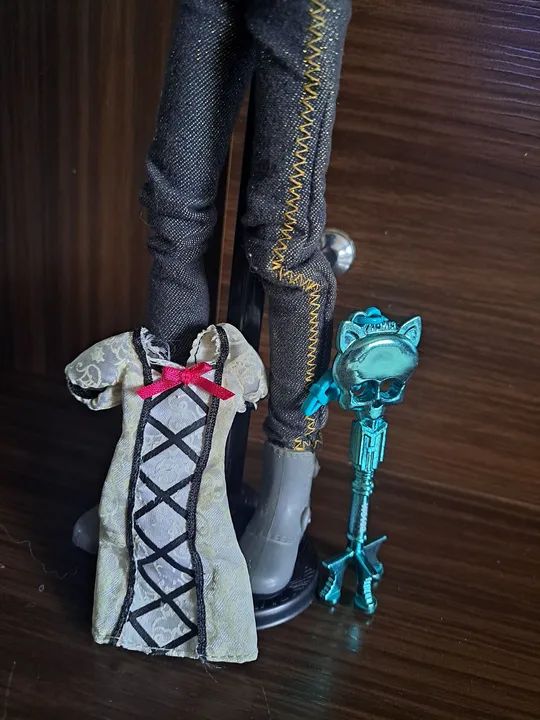 Boneco Clawd Wolf - Sweet 1600 -Monster High - Foto 3