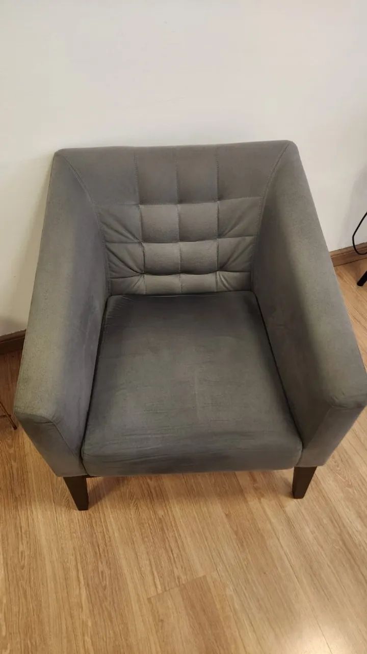 Conjunto de 3 Poltronas em Tecido Suede Cinza - Foto 3