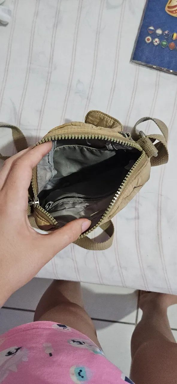 Bolsa de ombro bege material extremamente resistente  - Foto 3