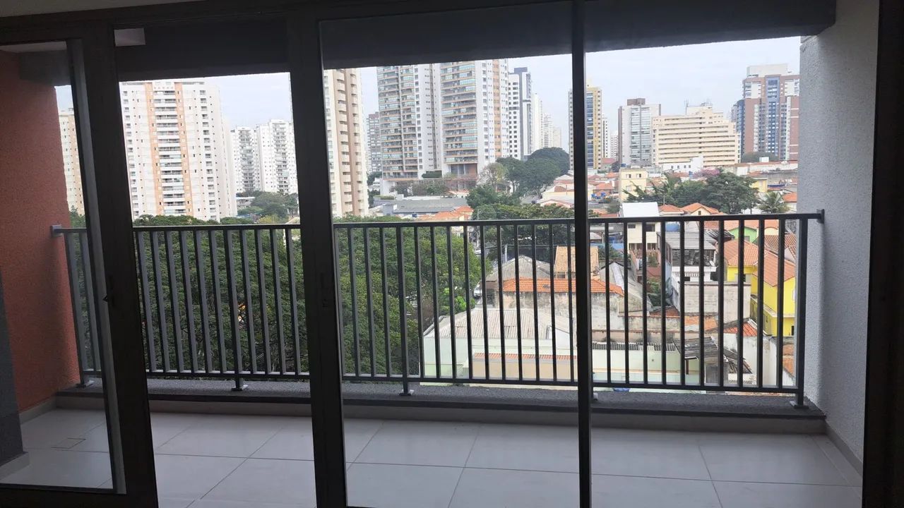 Portas balcão 4,30 x 2,4 - Foto 2