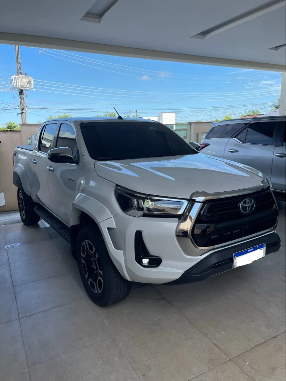 Toyota Hilux SRX Plus 2024 4x4 2.8 TDi Diesel Aut.