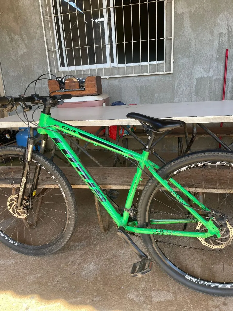 Bike lottus semi nova em boas condições