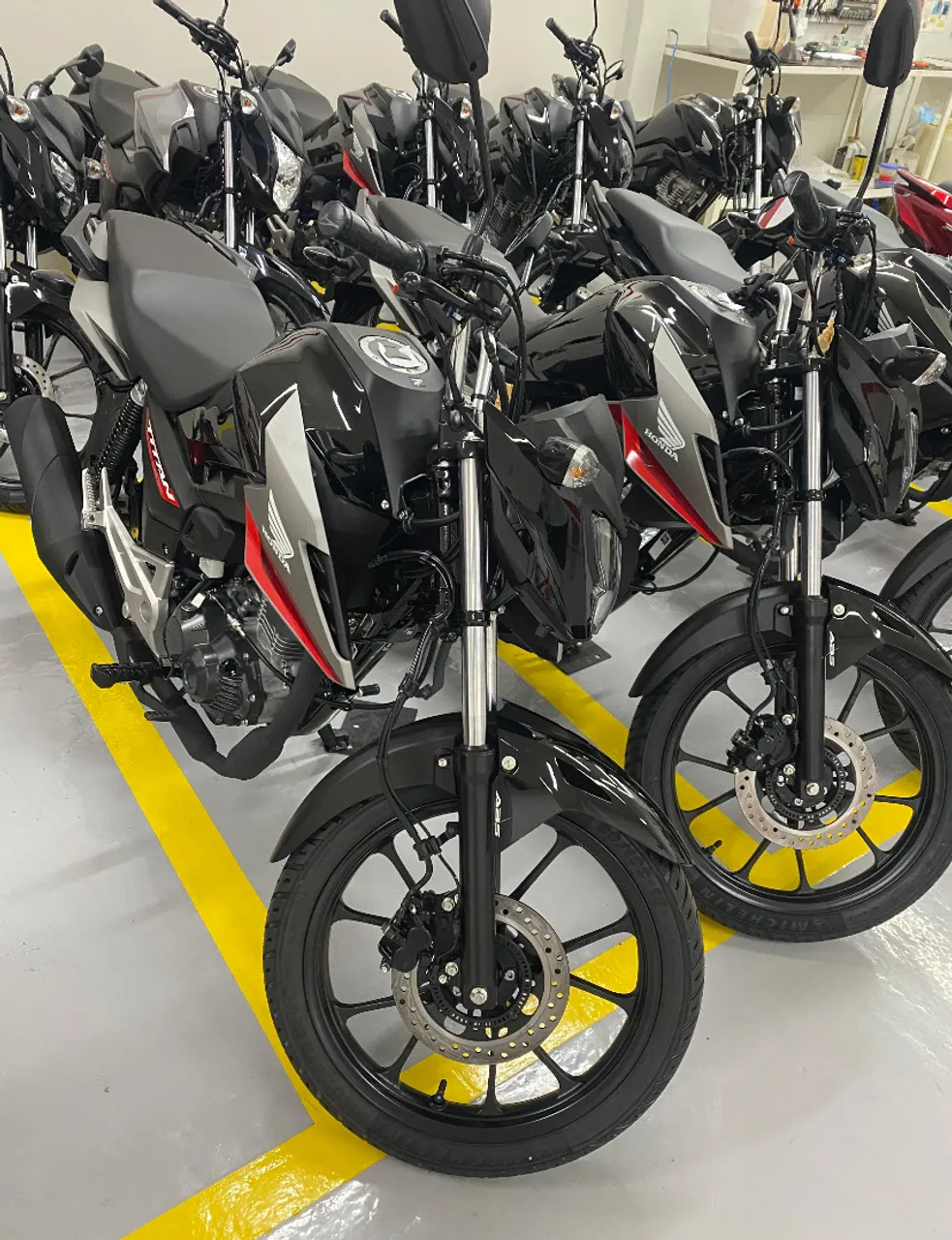 Moto Honda Titan 160 - Nova!