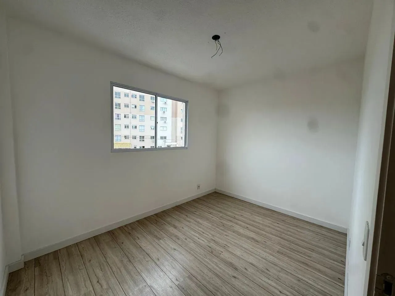 Oportunidade! Cond Vista de Vila Velha, 2 quartos, 1 suite e lazer completo por 270.000,00