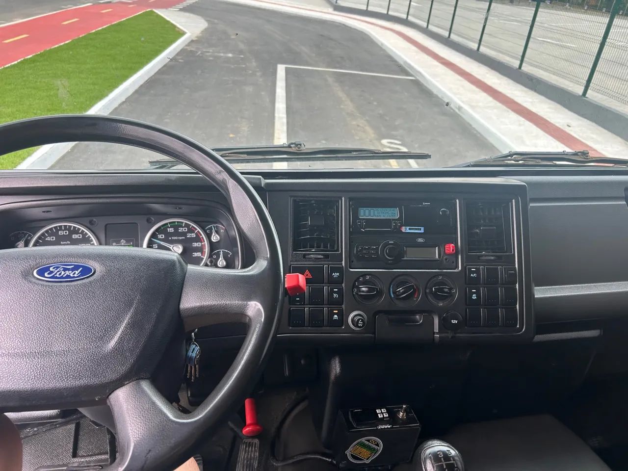 Caminhão Ford Cargo 1119 - Baú Refrigerado - Foto 12