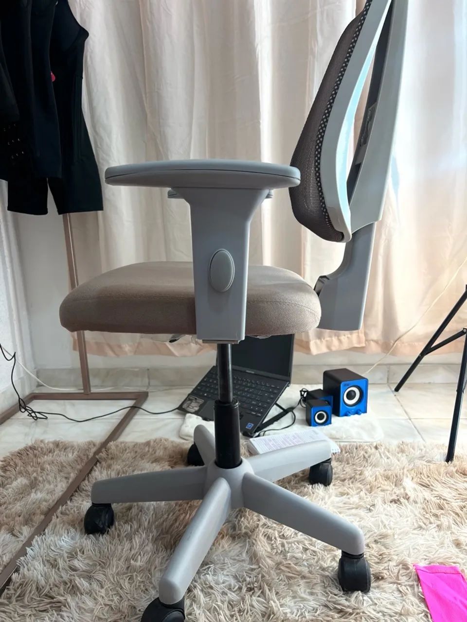 Cadeira de Escritório Giratória com Rodas - Foto 3