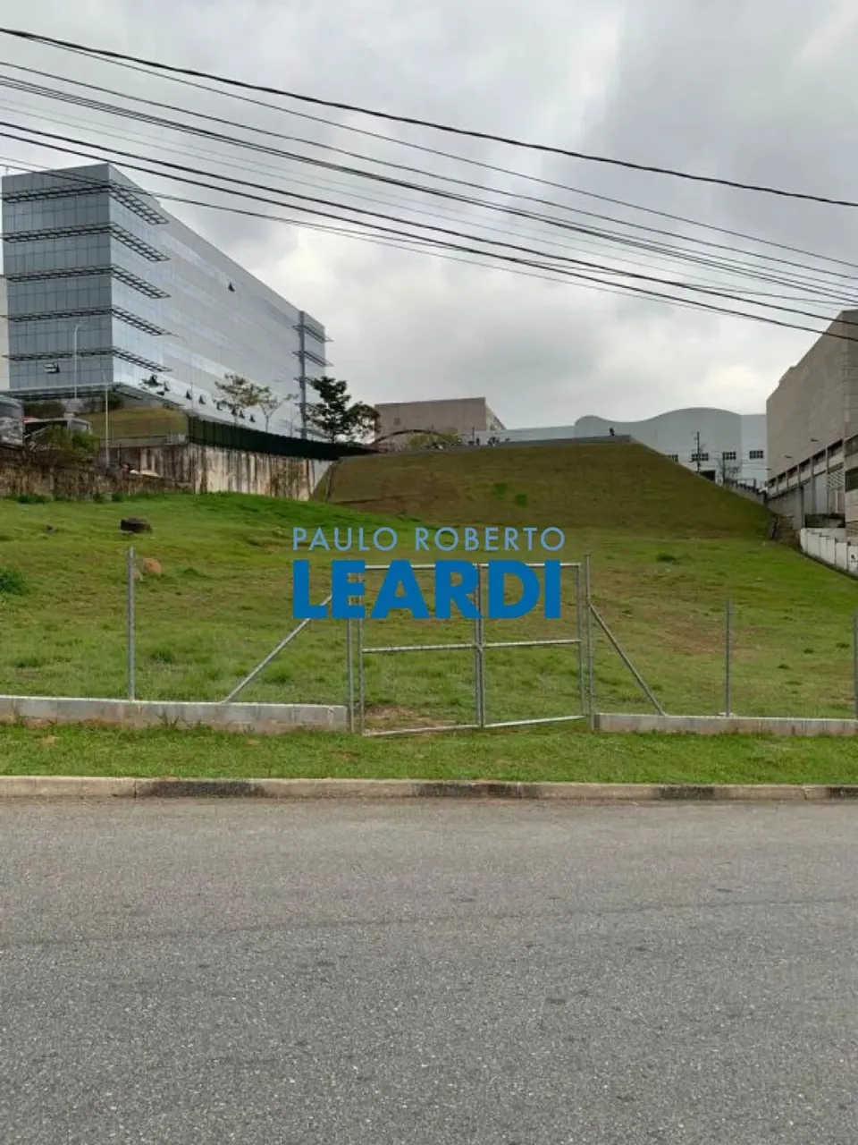 TERRENO - TAMBORÉ - SP