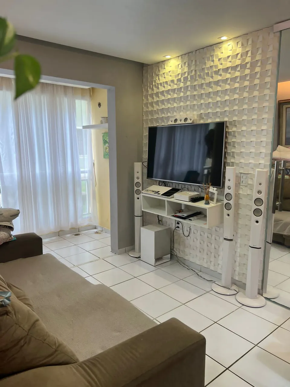 Alugo apartamento 100% mobiliado no G.Village Araçagy - varanda gourmet- 2 banheiros