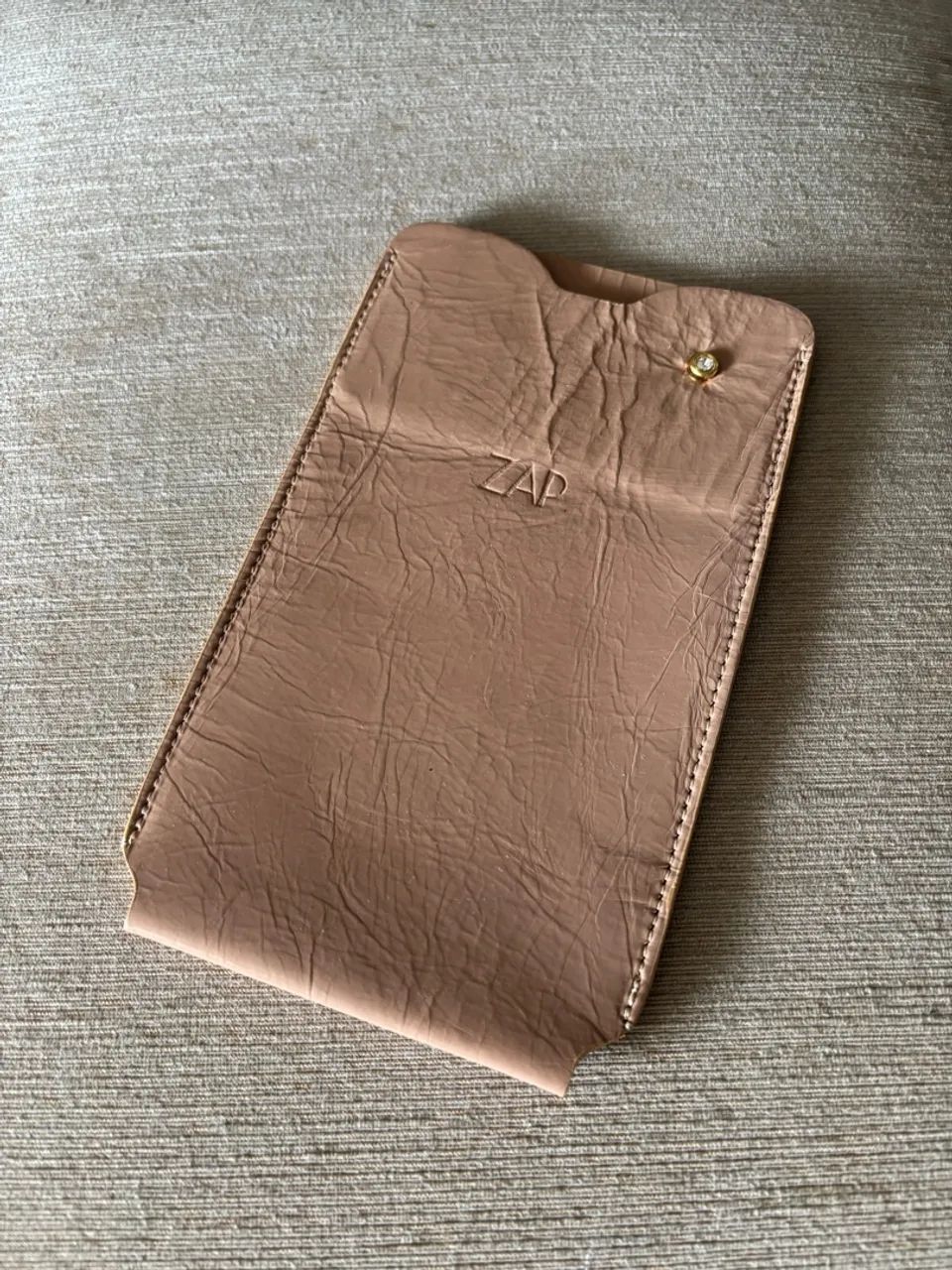 Case Capa de Couro Personalizada ZAP