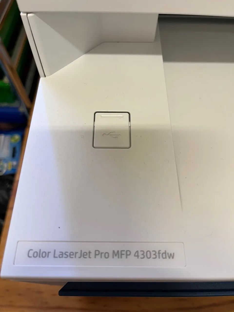 Impressora Multifuncional HP Color LaserJet Pro 4303fdw - Foto 2