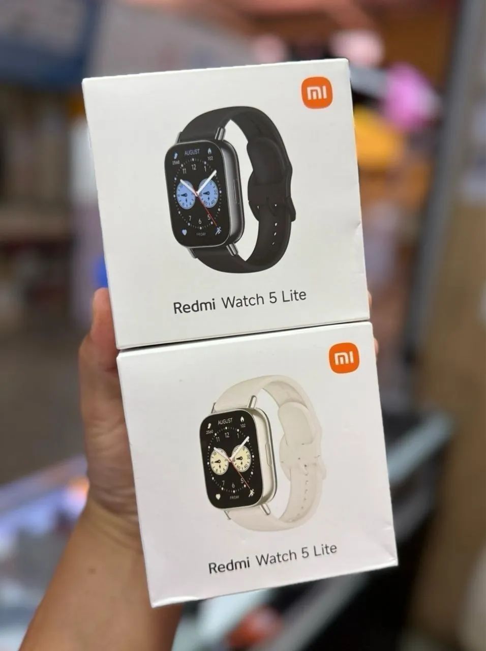 Smartwatch Redmi Watch 5 Lite Dourado e Preto 