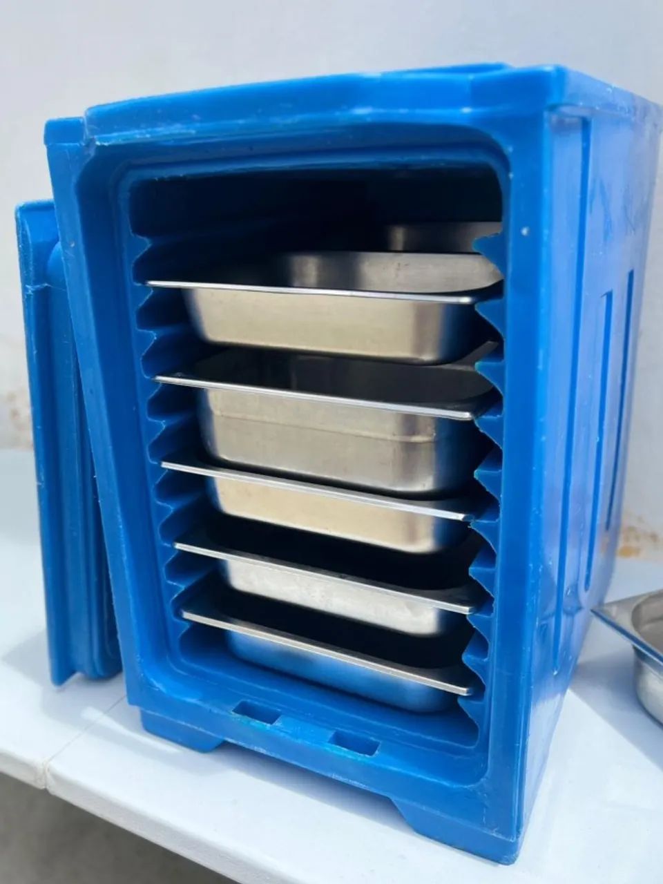 Caixa Térmica Hotbox TERMOBOX Vertical 100 Litros - Foto 2