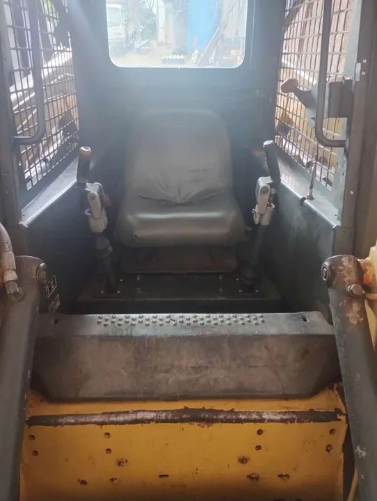 Bob cat New holland sl55b ano 2005  - Foto 2