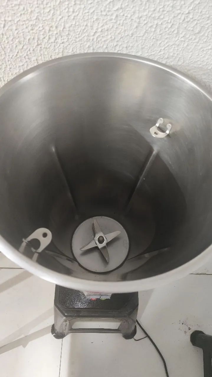 Liquidificador Industrial Monobloco 8L Engefrio - Foto 2