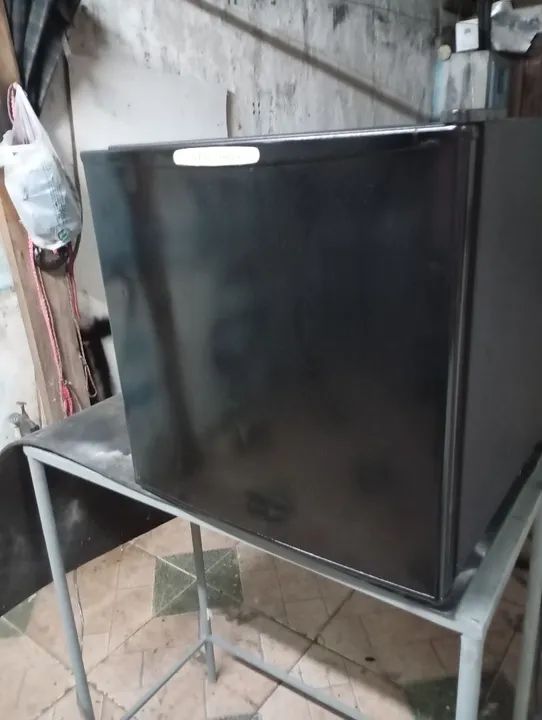 FRIGOBAR ELETROLUX 65 LITROS 