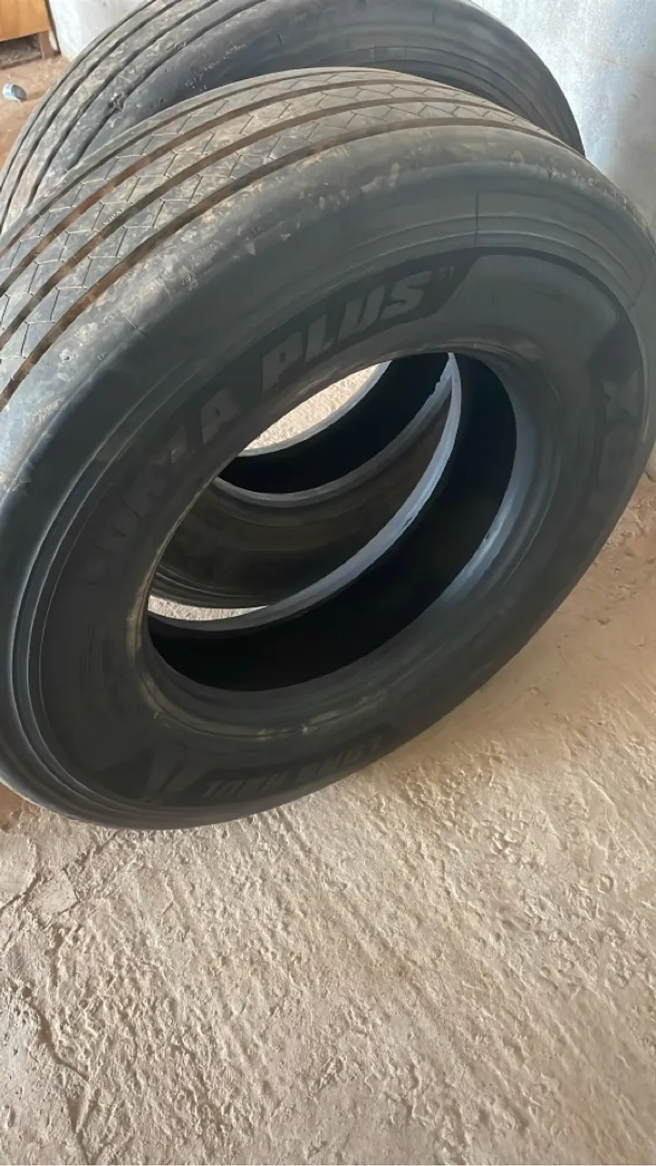 Pneus De Caminhão pronta entrega 
