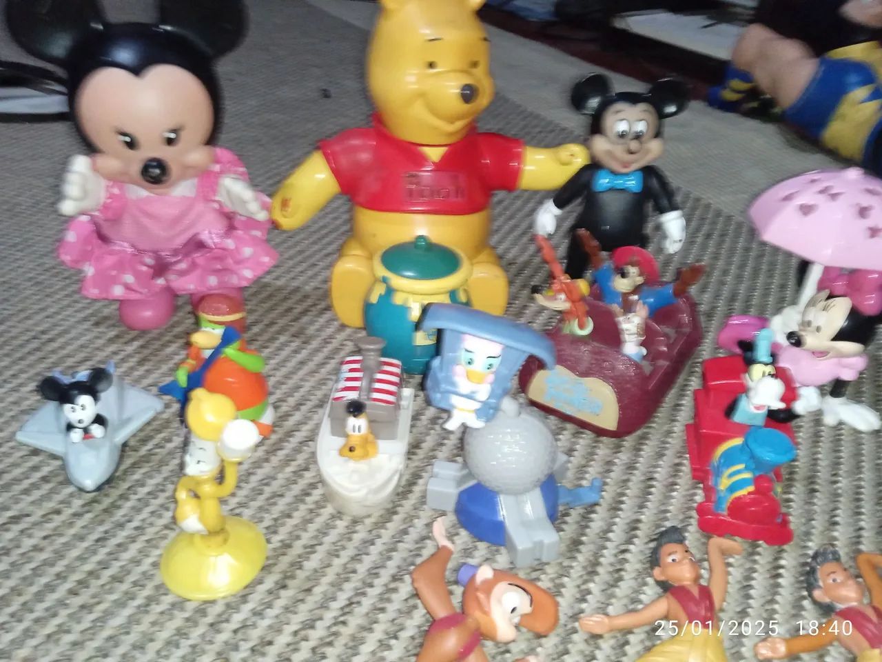 Personagens da Disney. Kit com 15 peças  - Foto 2