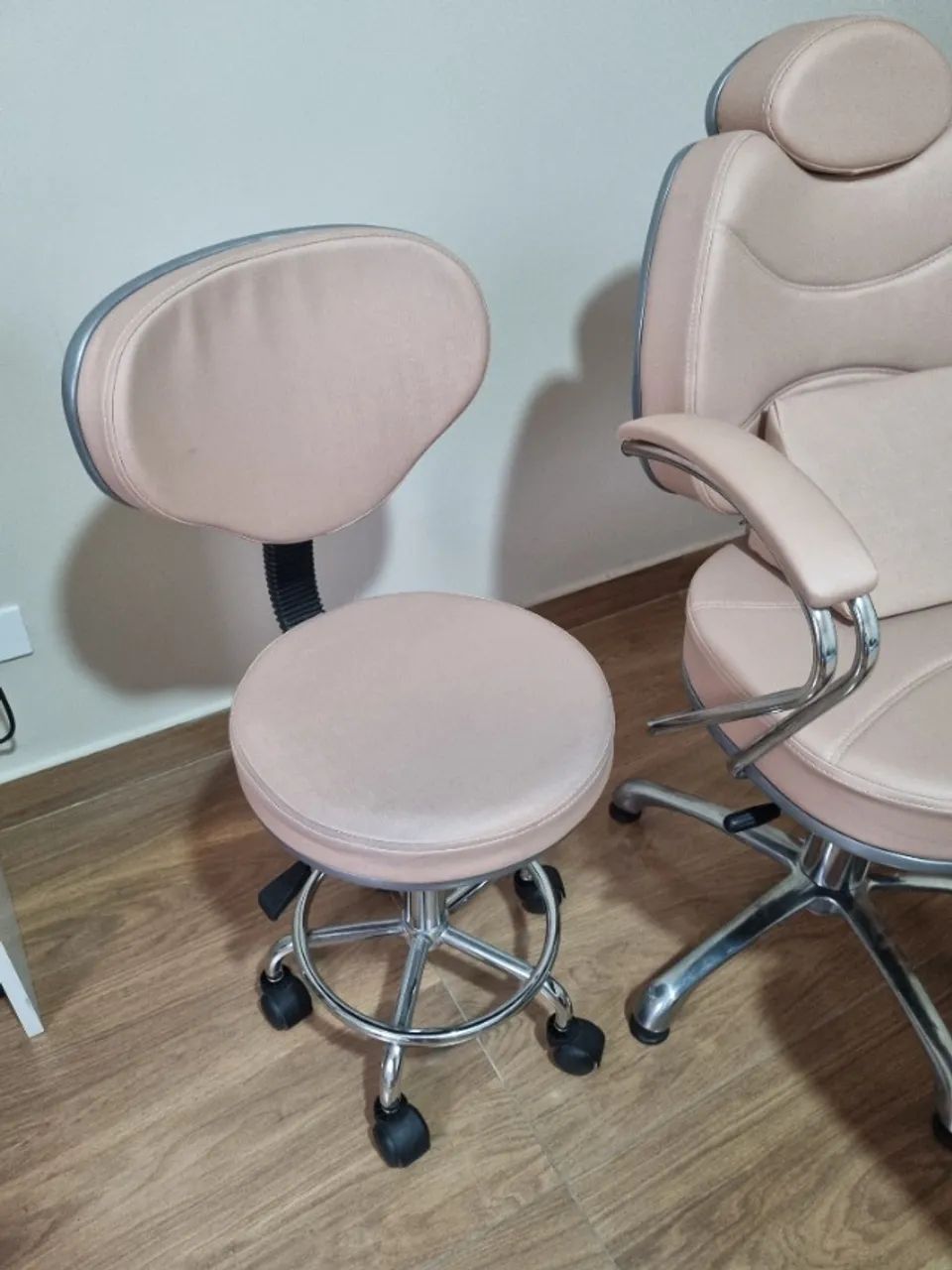 Cadeira e mocho para estética ou salão - Foto 2