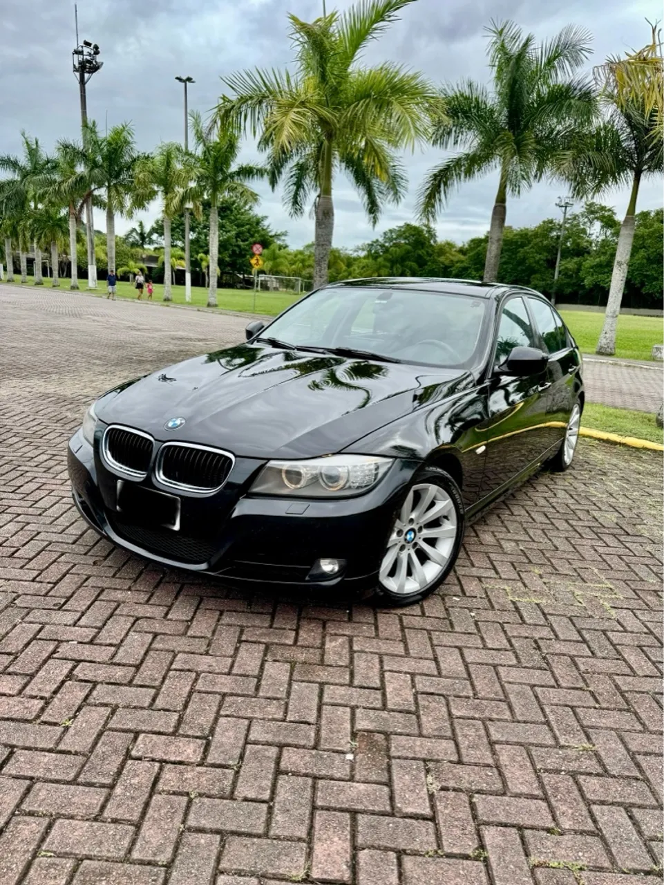 BMW 320i A 2012